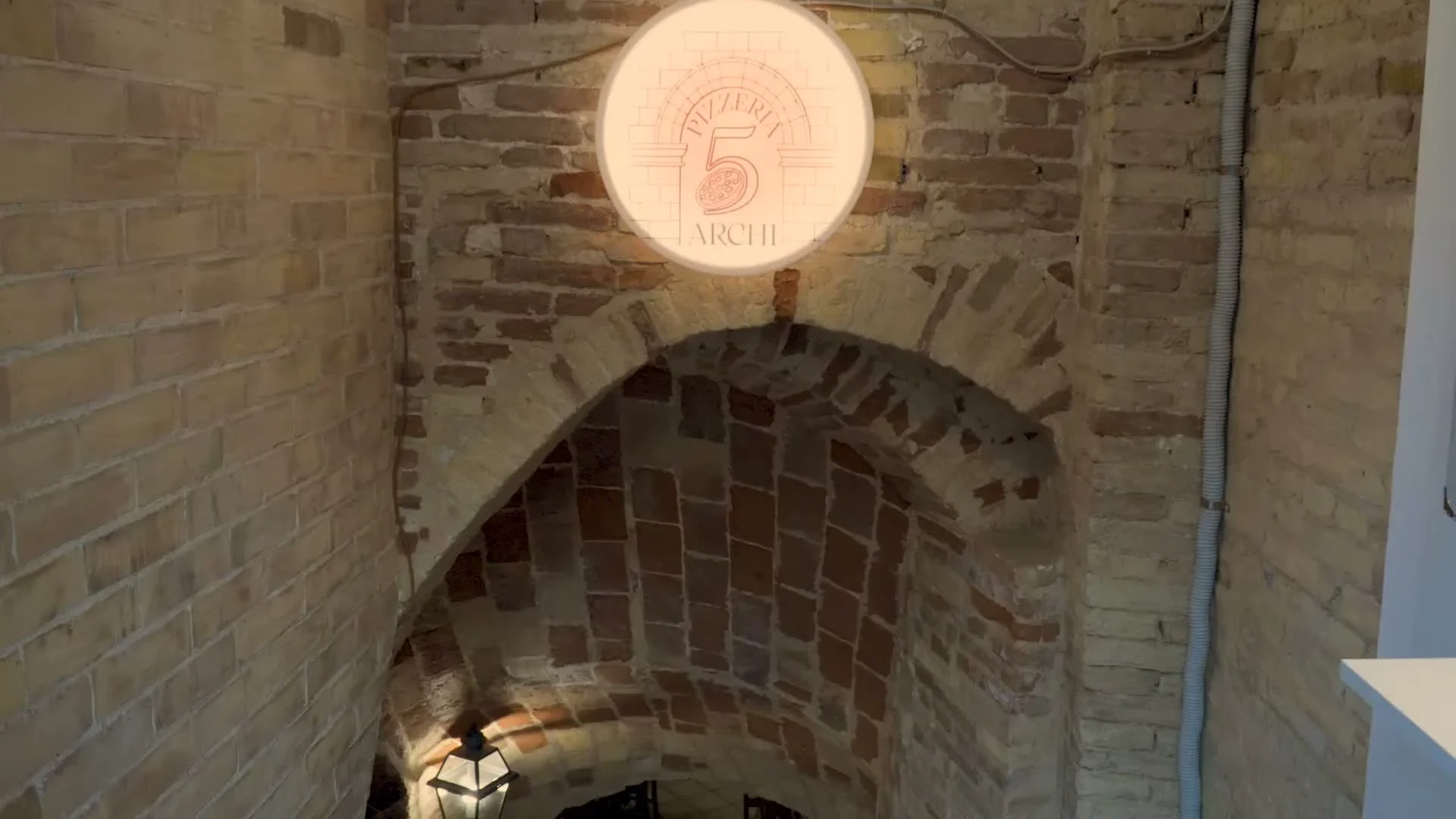 Pizzeria 5 Archi - Forno a legna e pizze artigianali nel centro storico di Vasto